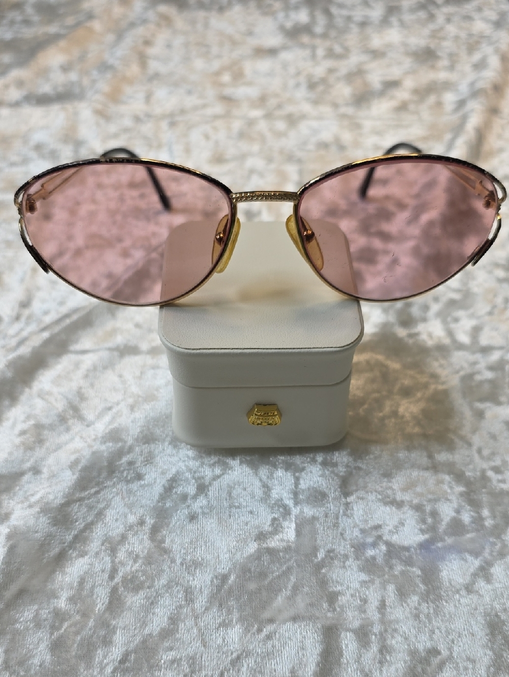 Vintage Christian Dior 2832 49 Gold Metal Frame Sunglasses with Pink Lenses